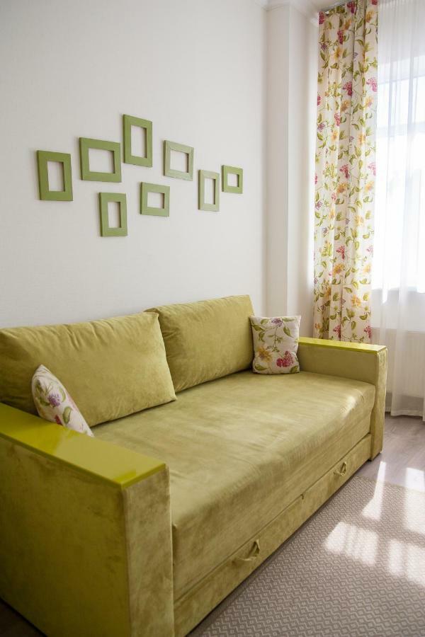 קייב Sovskiye Prudy Hotel מראה חיצוני תמונה
